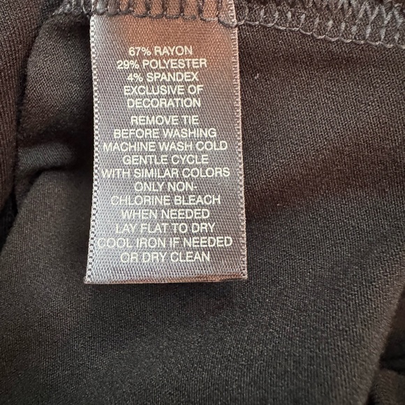 White House Black Market Black Top - Picture 5 of 5